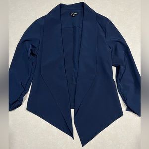 Navy blue, cropped Blazer. Only worn 2-3 times. Brand: Michel.